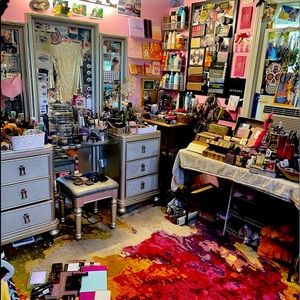 There comes a point when a Girl MUST look around & admit; Damn, I have a problem